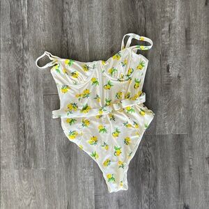WeWoreWhat Lemon One Piece Bathing Suit 🍋